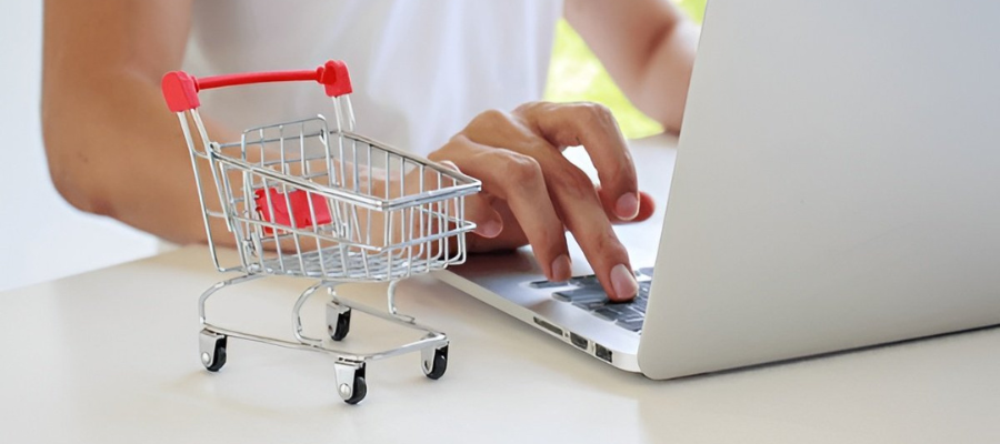 Tech Support in E-commerce Startups